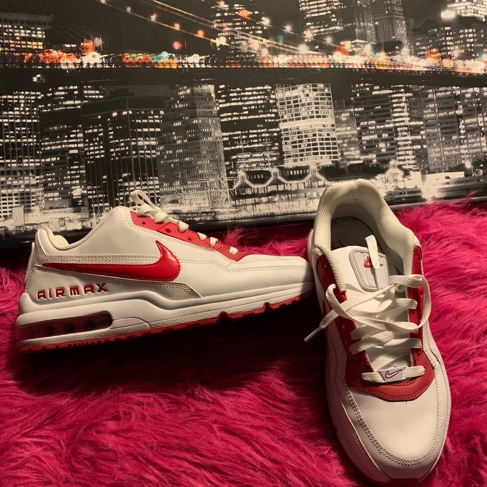 9.5 men sneakers